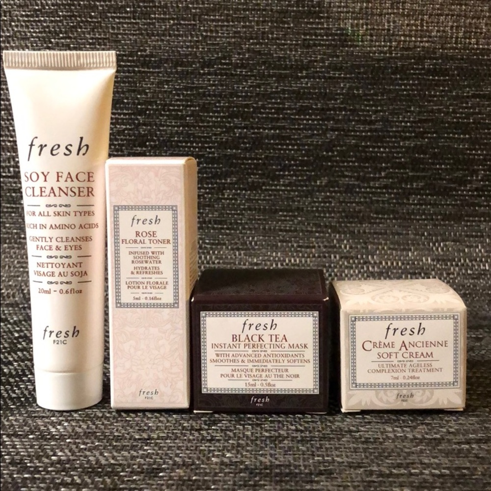 Brand New FRESH deluxe sample set